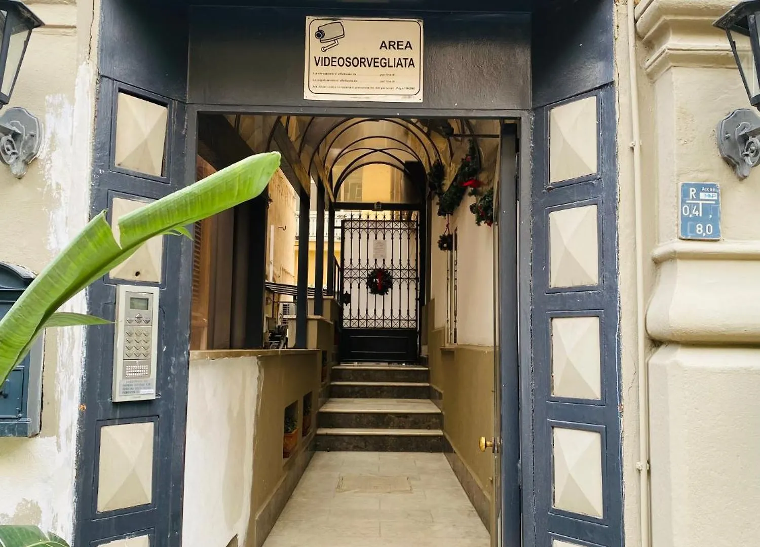 Politeama House Apartment Palermo 0*,  Italy